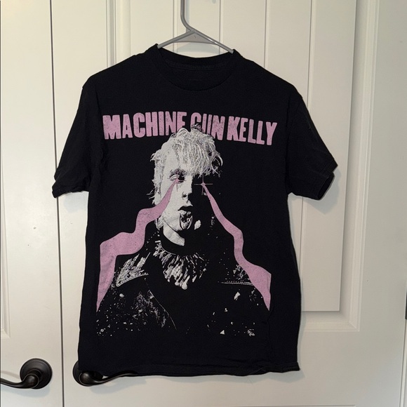 Machine Gun Kelly Laser Eyes T-Shirt - Picture 1 of 5